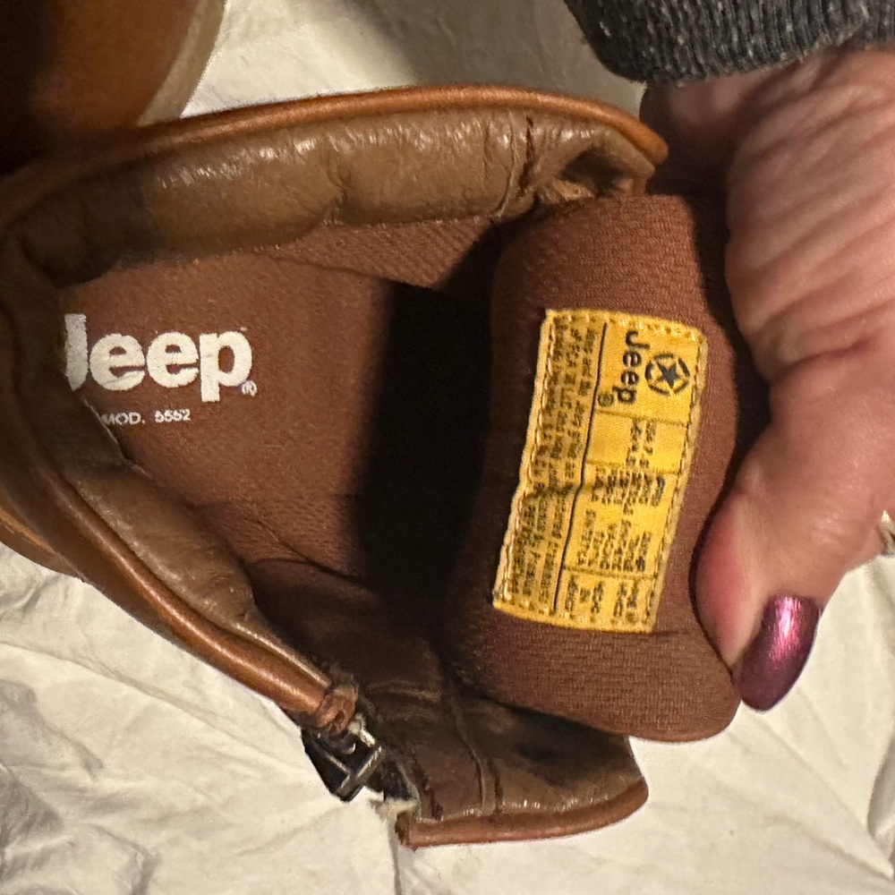 Women's jeep boots
